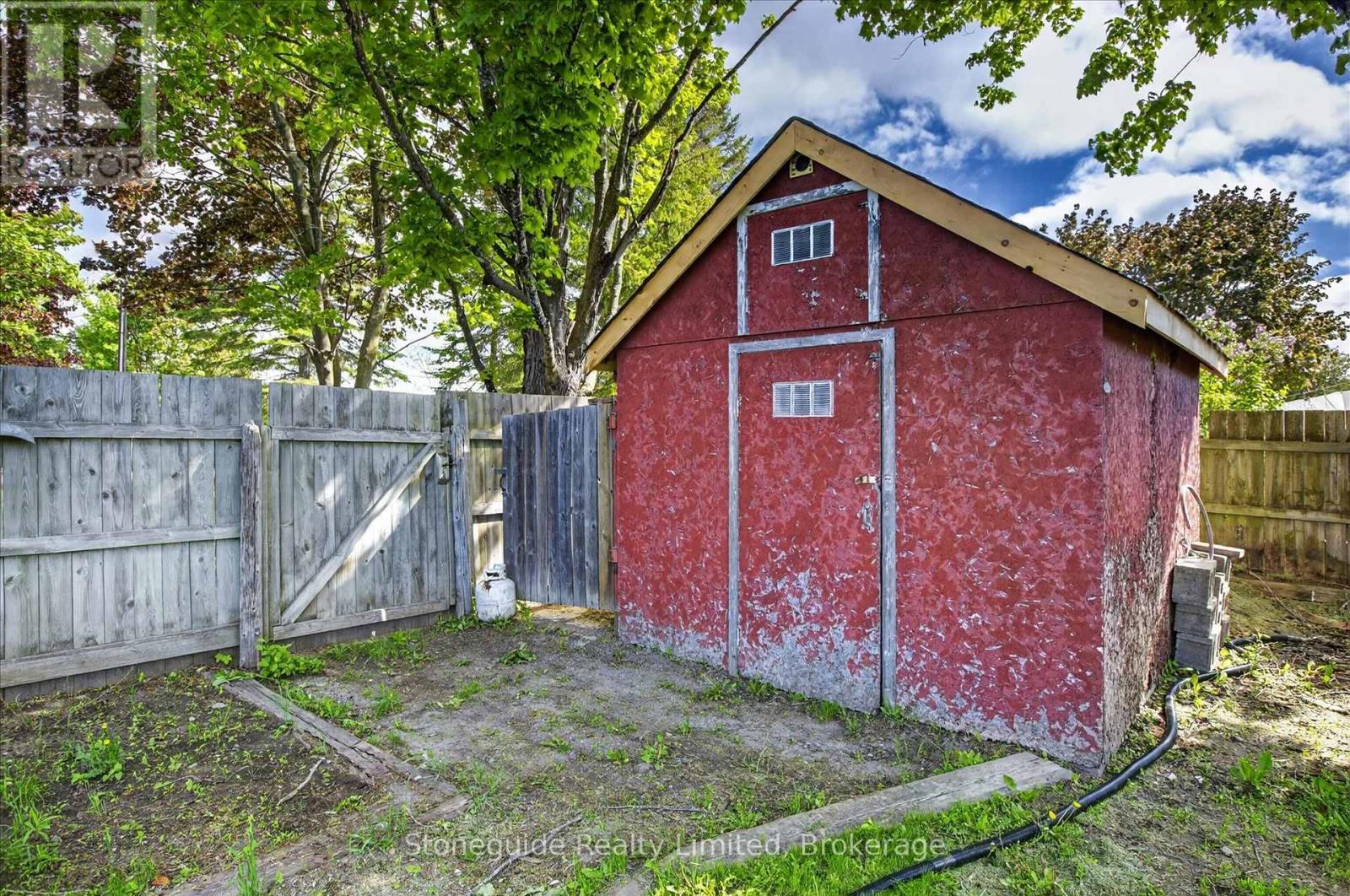 667 Skyline Road, Selwyn, ON - Outdoor