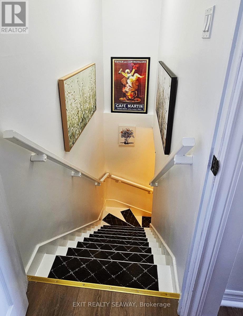 524 Anthony Street, Cornwall, ON - Indoor Photo Showing Other Room