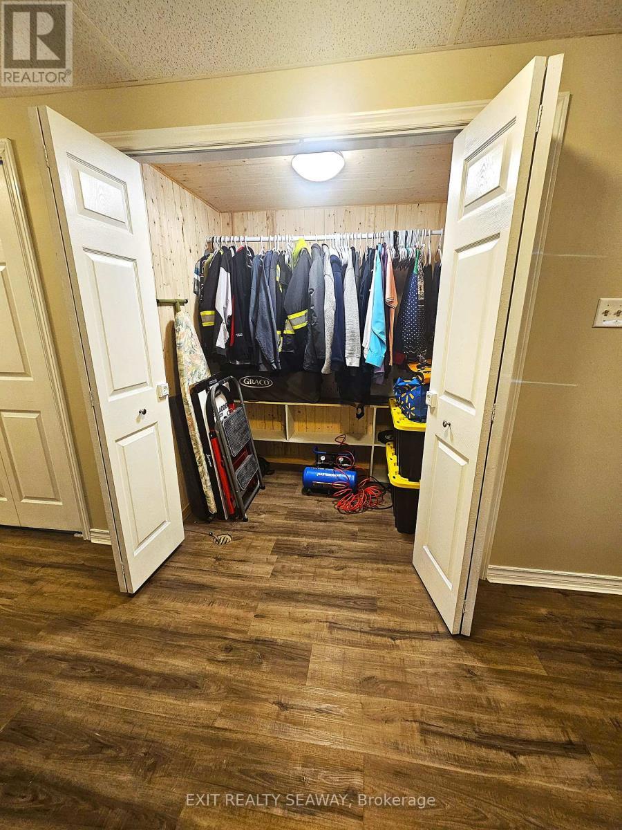 524 Anthony Street, Cornwall, ON - Indoor Photo Showing Other Room