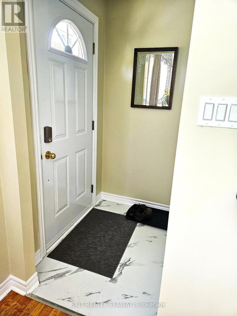 524 Anthony Street, Cornwall, ON - Indoor Photo Showing Other Room