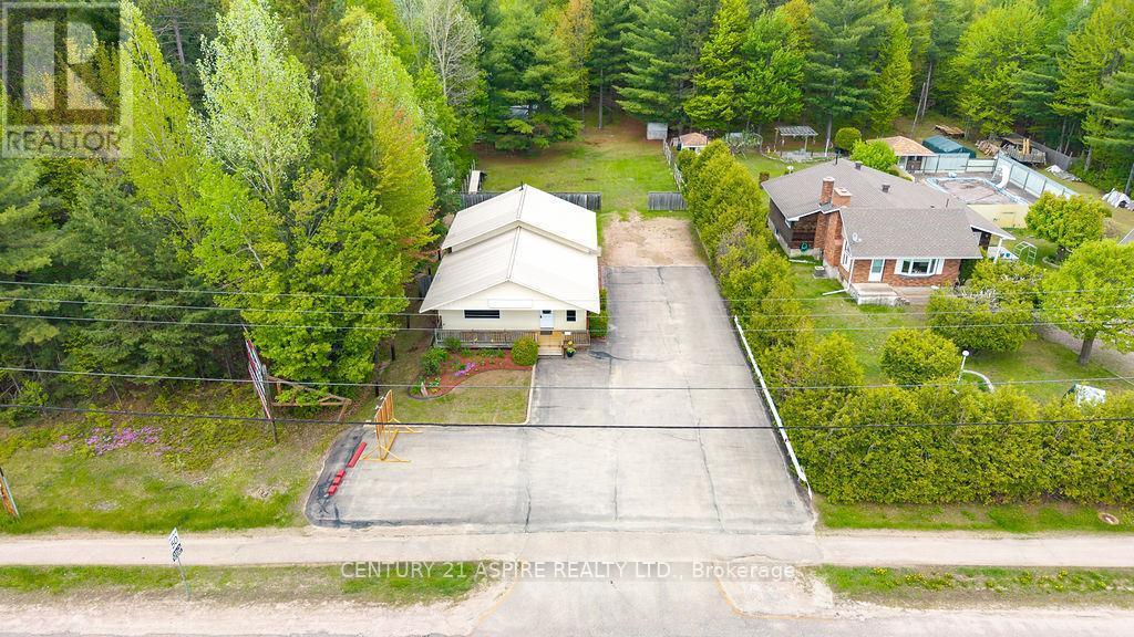 2889 Petawawa Boulevard, Petawawa, ON