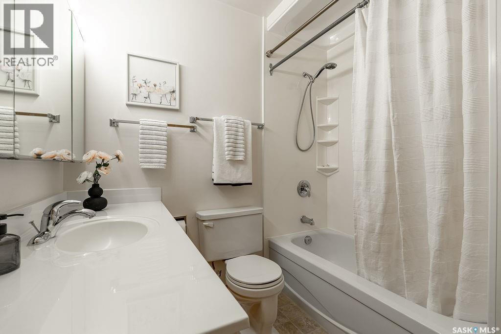 507 603 Lenore Drive, Saskatoon, SK - Indoor Photo Showing Bathroom