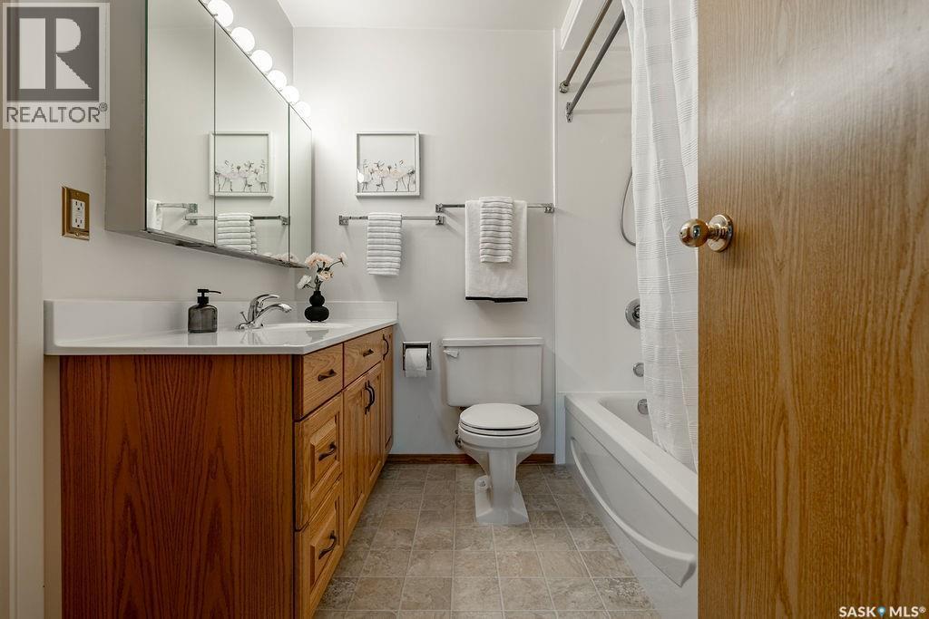 507 603 Lenore Drive, Saskatoon, SK - Indoor Photo Showing Bathroom