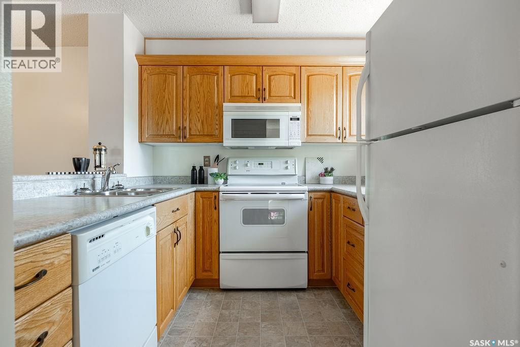 507 603 Lenore Drive, Saskatoon, SK - Indoor Photo Showing Kitchen
