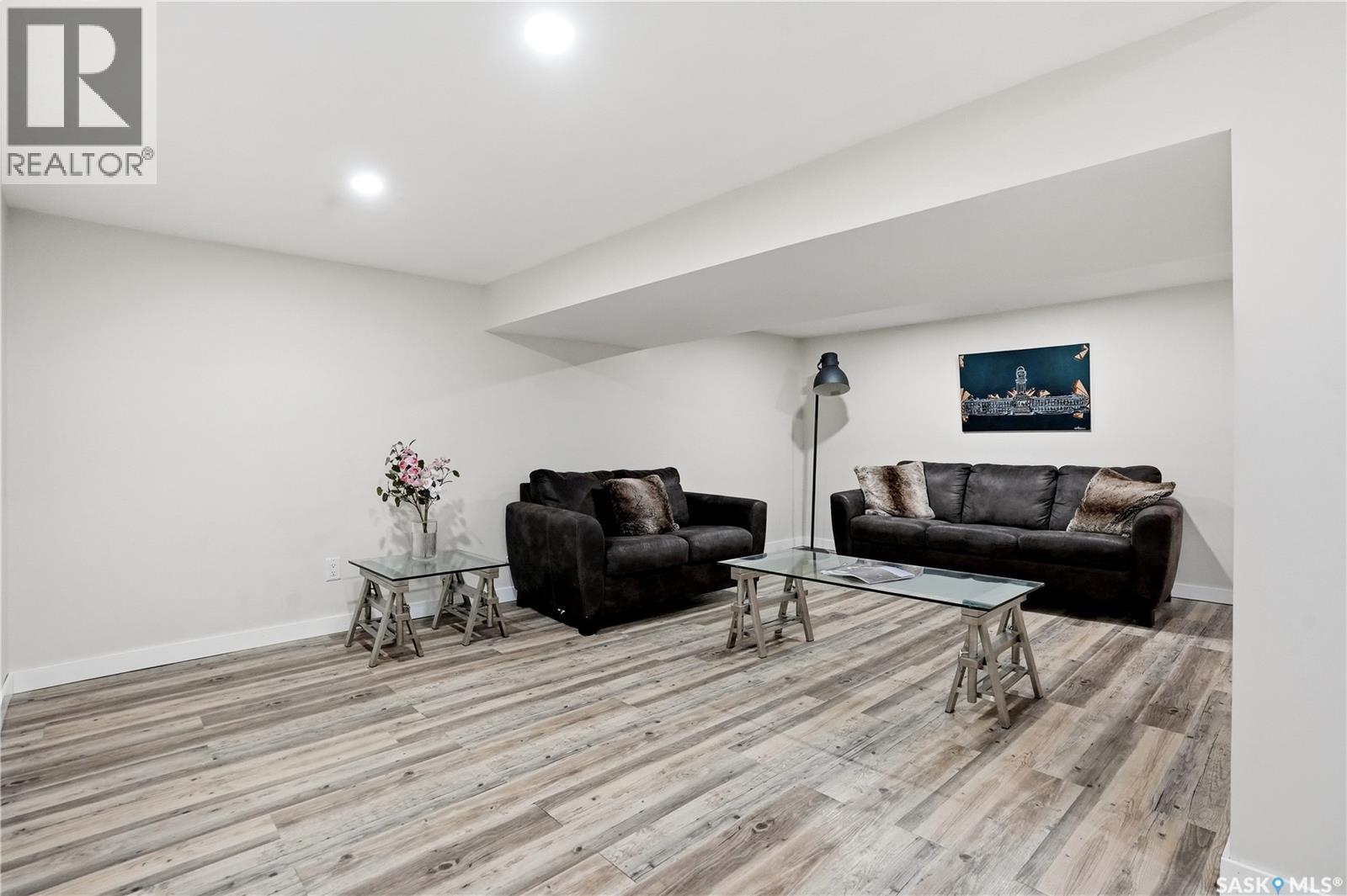 14 Edenwold Crescent, Regina, SK - Indoor