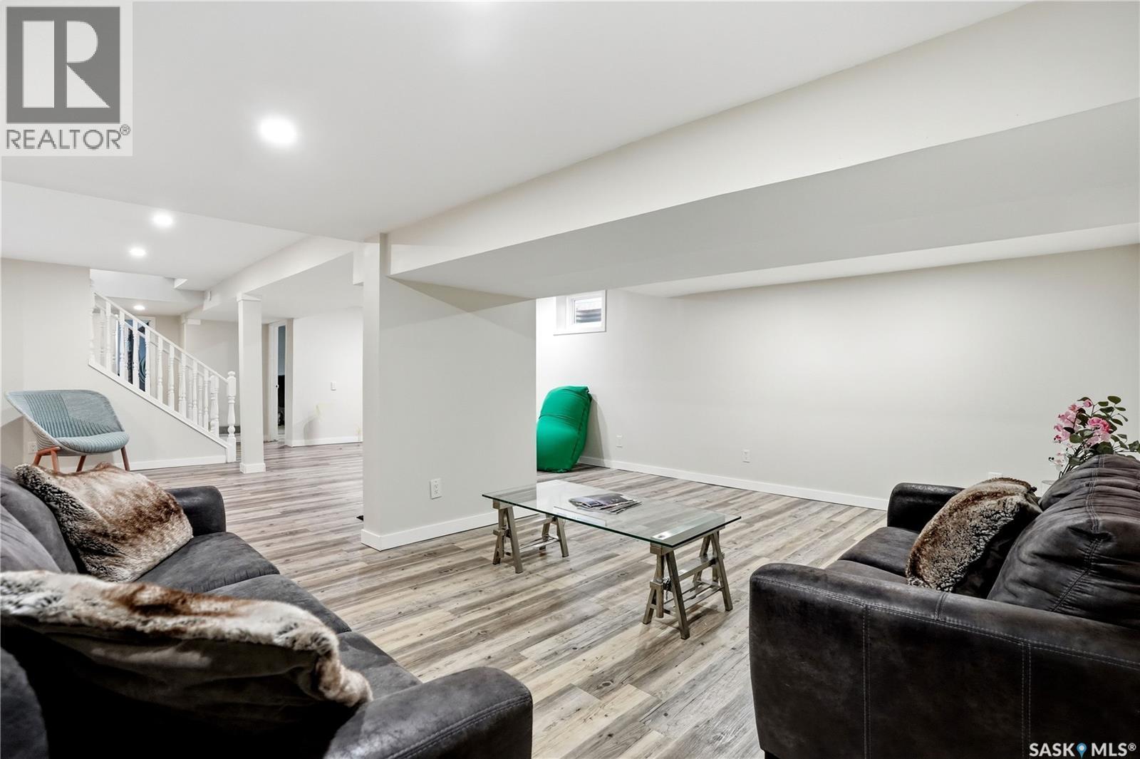 14 Edenwold Crescent, Regina, SK - Indoor