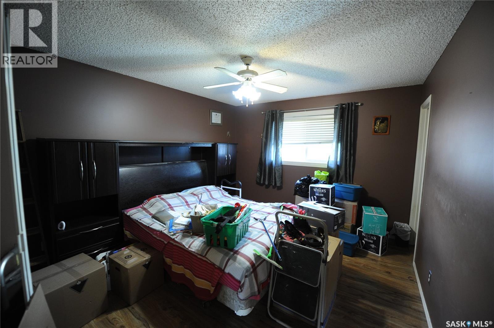 571 Pendygrasse Road, Saskatoon, SK