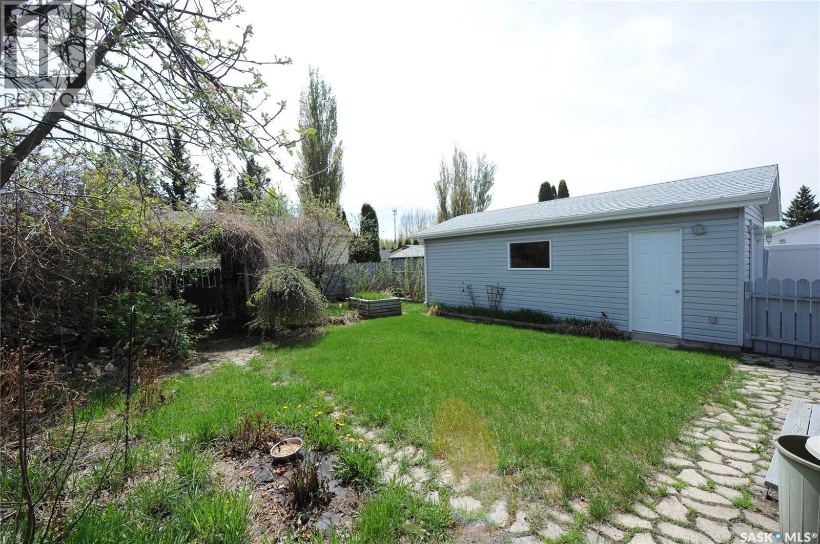 571 Pendygrasse Road, Saskatoon, SK - Outdoor