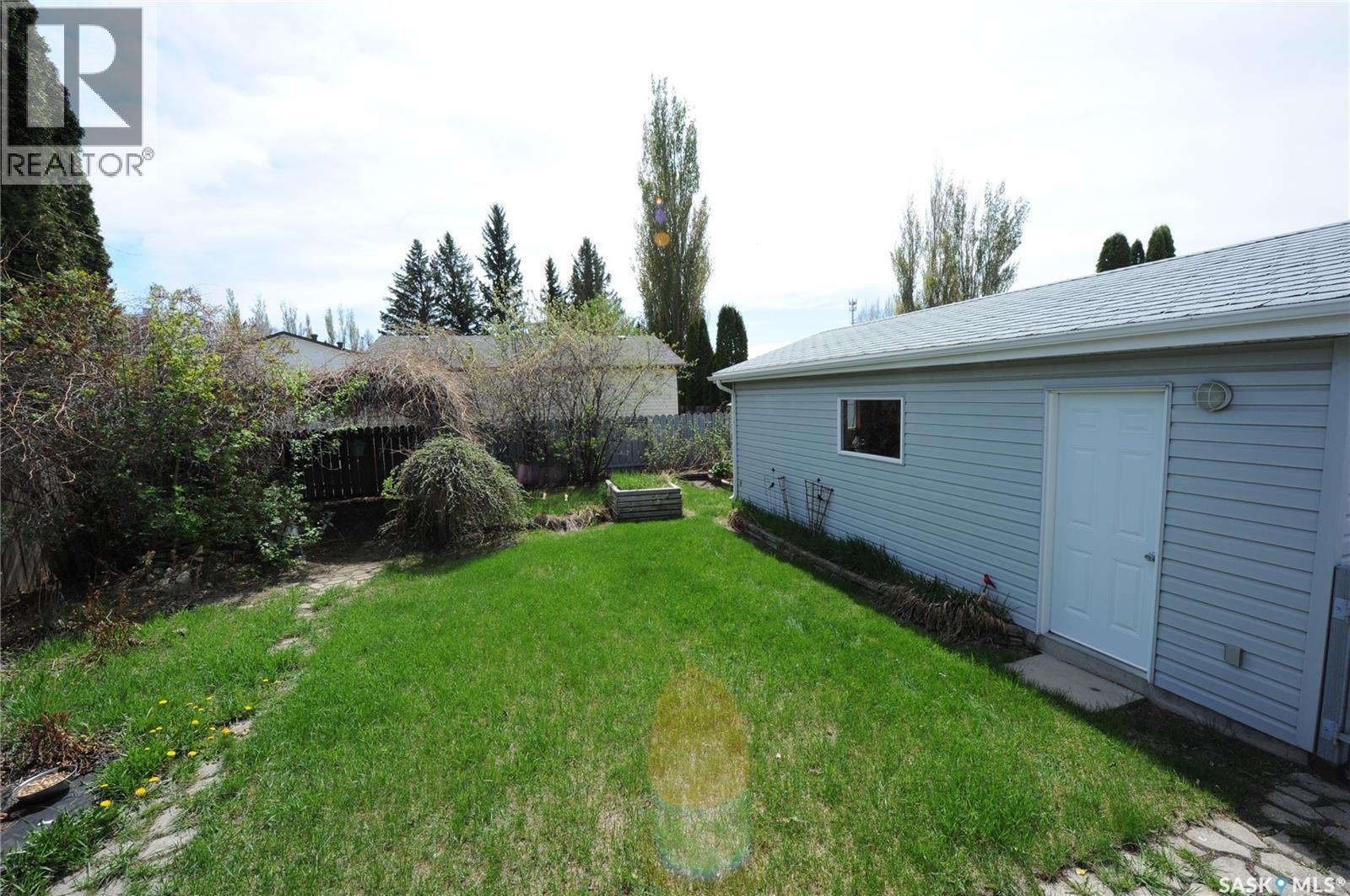 571 Pendygrasse Road, Saskatoon, SK - Outdoor