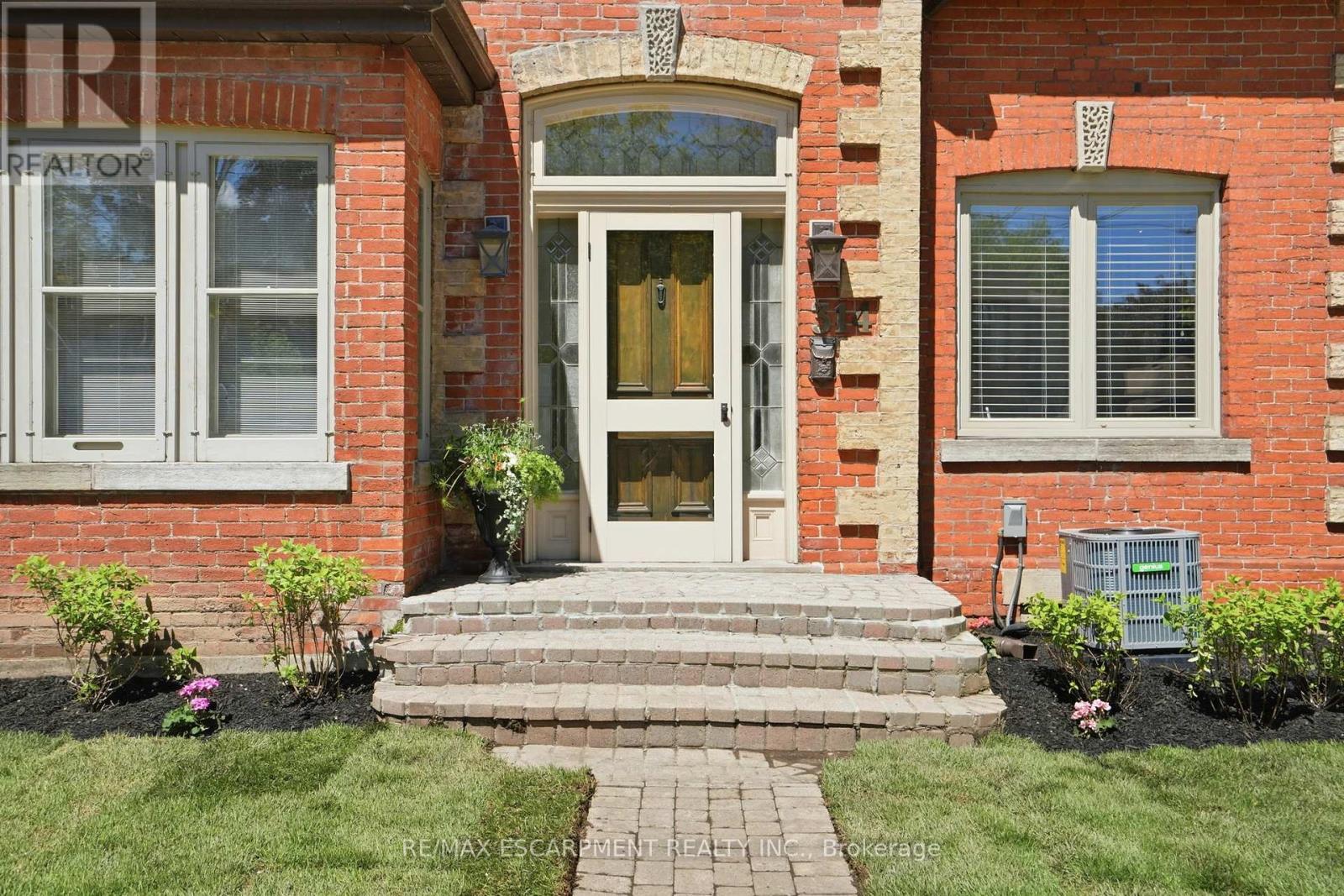 314 Hess Street S, Hamilton, ON - Outdoor With Exterior