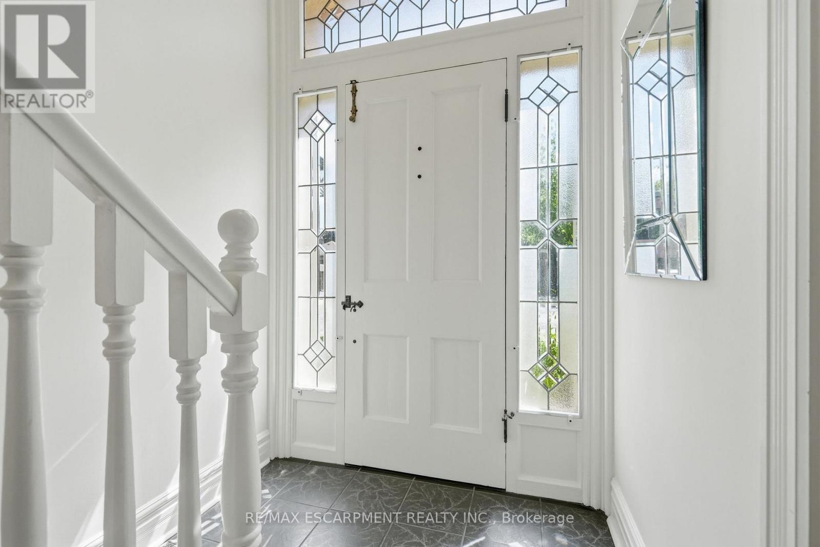 314 Hess Street S, Hamilton, ON - Indoor Photo Showing Other Room