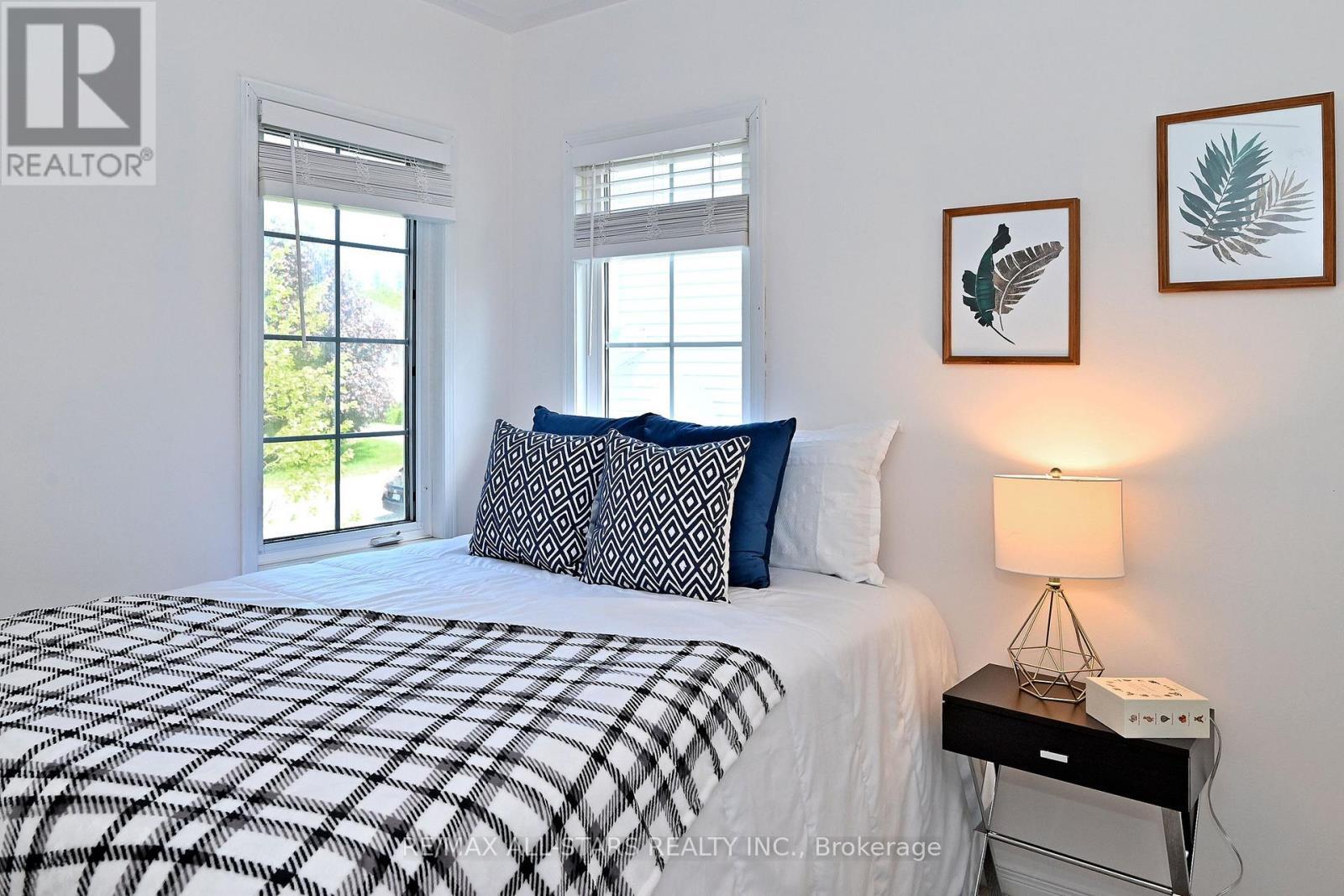 647 Trailview Drive, Peterborough, ON - Indoor Photo Showing Bedroom