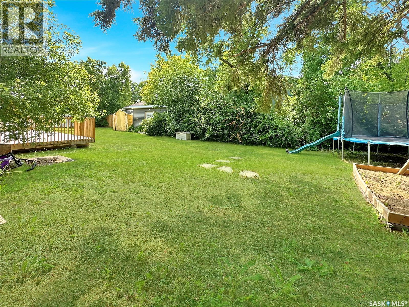 406 Wexford Street, Balcarres, SK - Outdoor