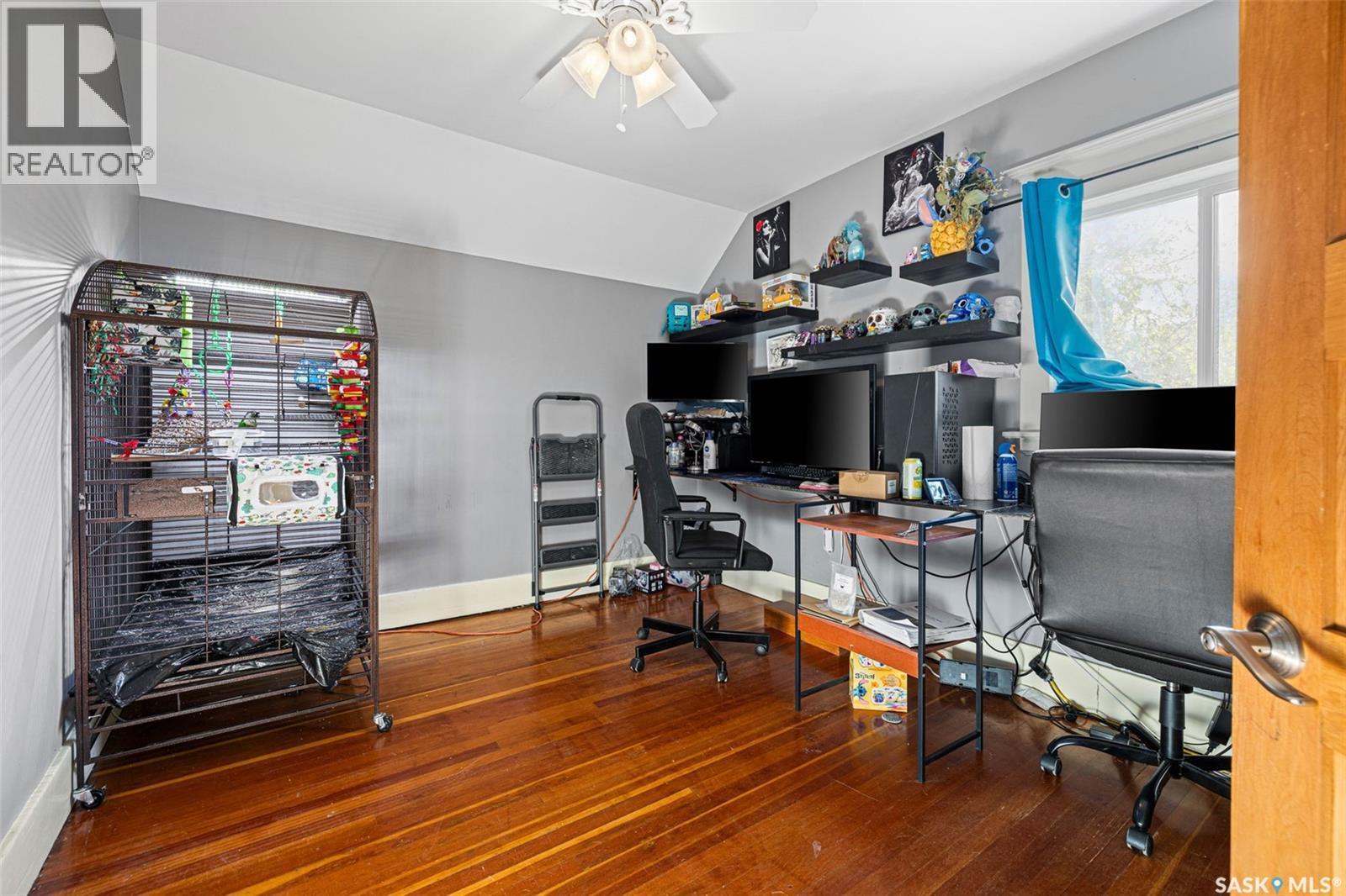 1422 Cameron Street, Regina, SK - Indoor