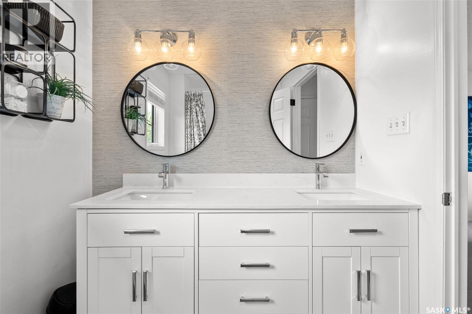 8628 Thurston Crescent, Regina, SK - Indoor Photo Showing Bathroom