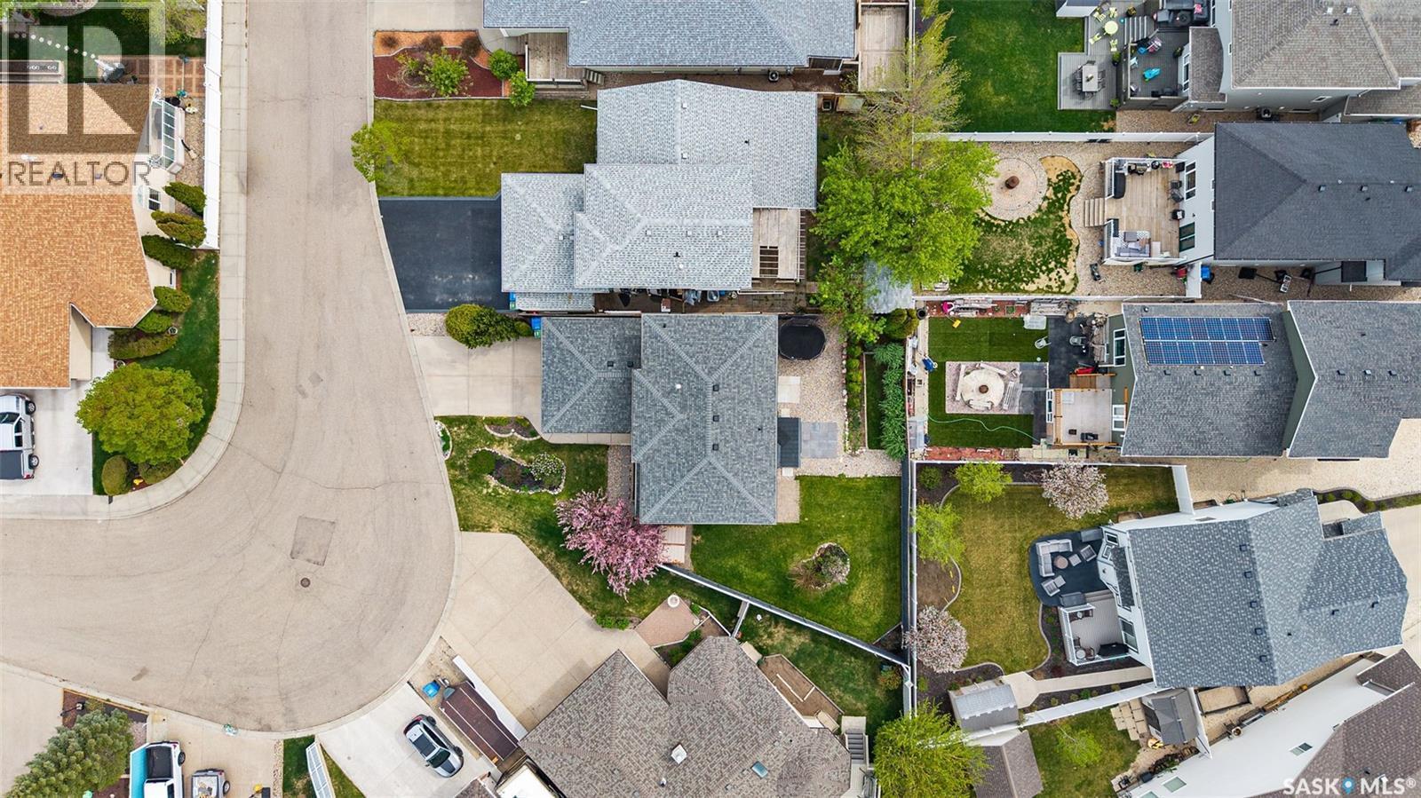 8628 Thurston Crescent, Regina, SK - Outdoor