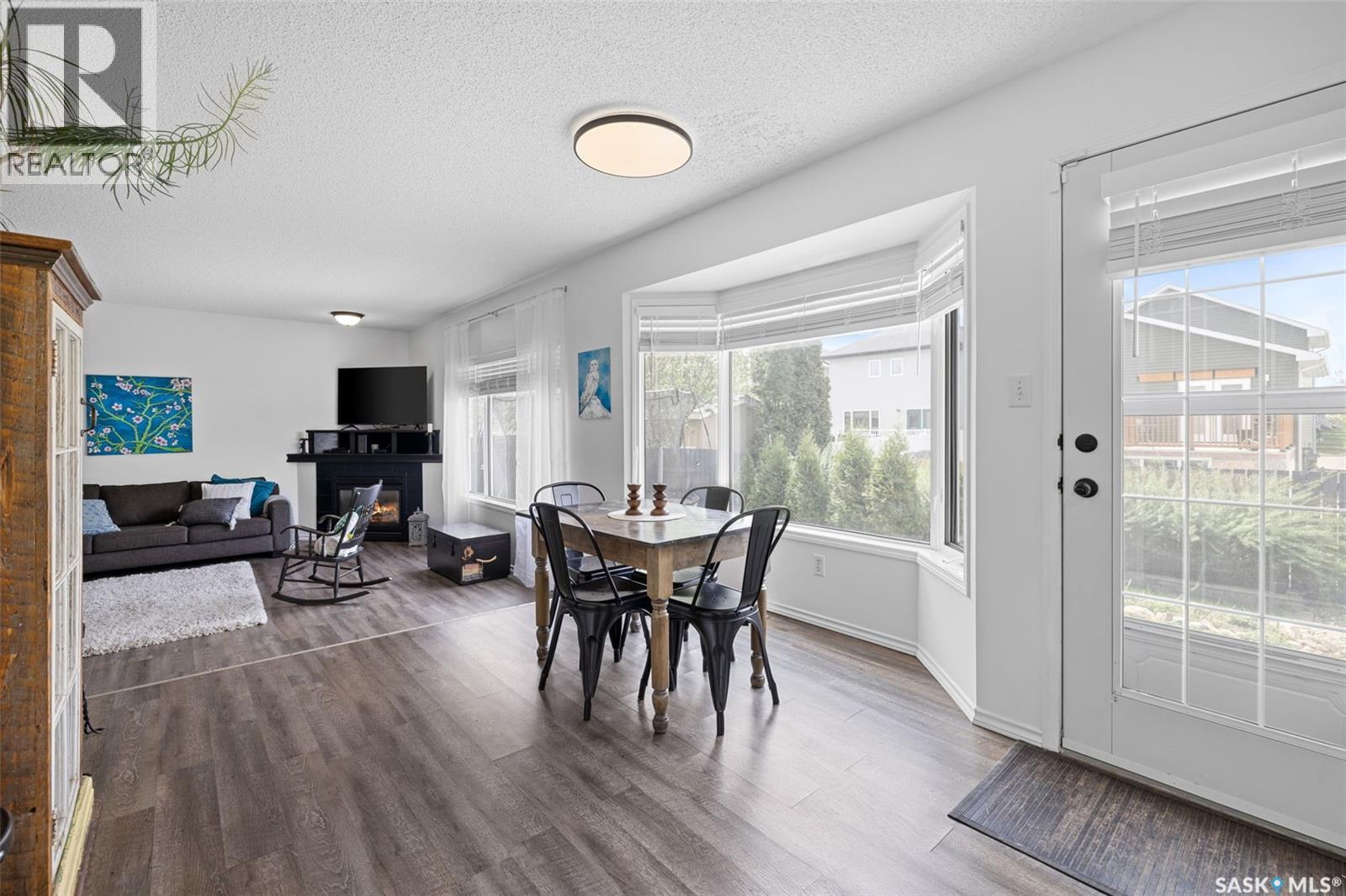 8628 Thurston Crescent, Regina, SK - Indoor Photo Showing Dining Room