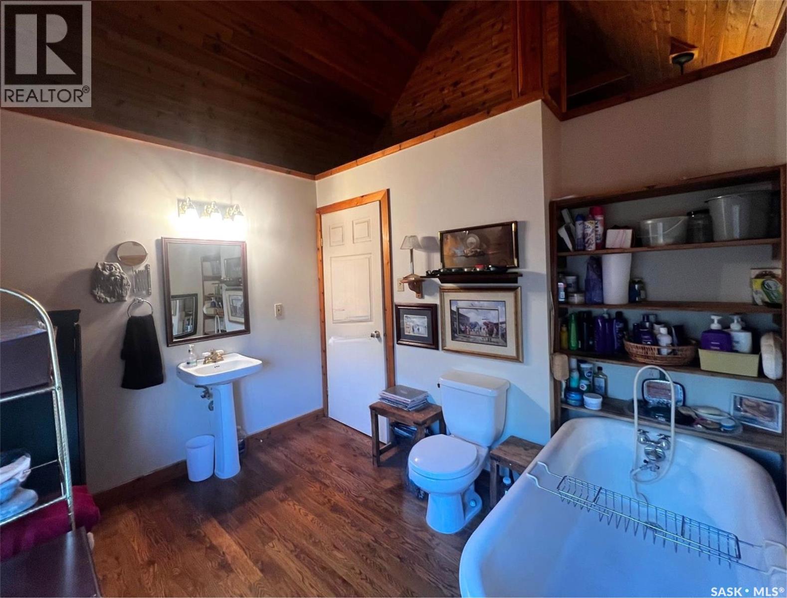 115 Heritage Drive, Lac Pelletier, SK - Indoor