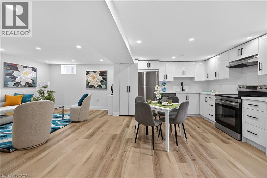 74 Victor Boulevard, Hamilton, ON - Indoor