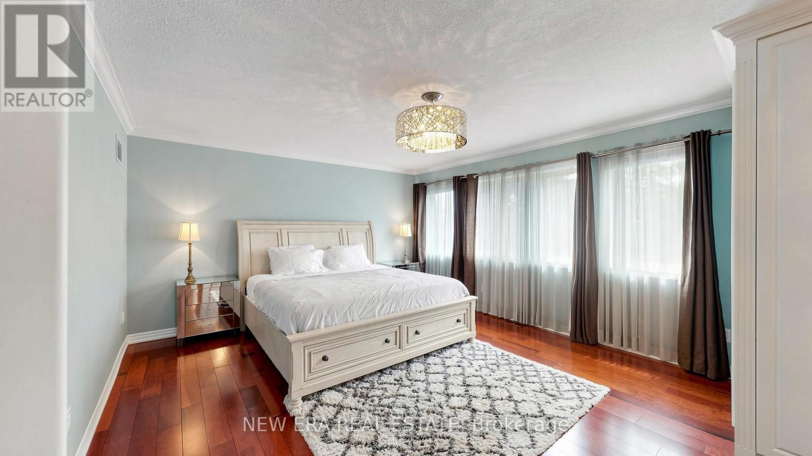 1206 Lindenrock Drive, Oakville, ON - Indoor Photo Showing Bedroom