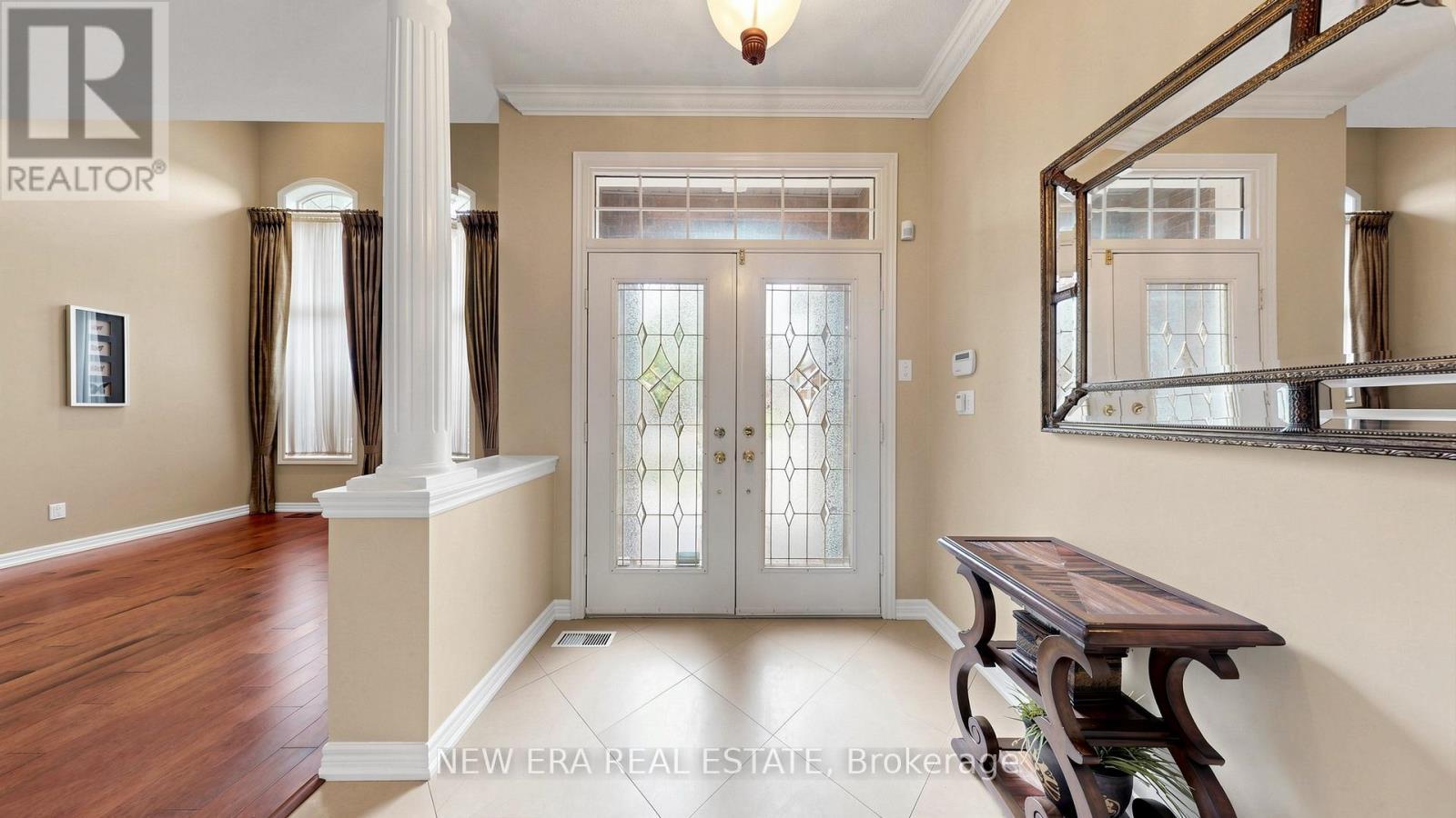 1206 Lindenrock Drive, Oakville, ON - Indoor Photo Showing Other Room