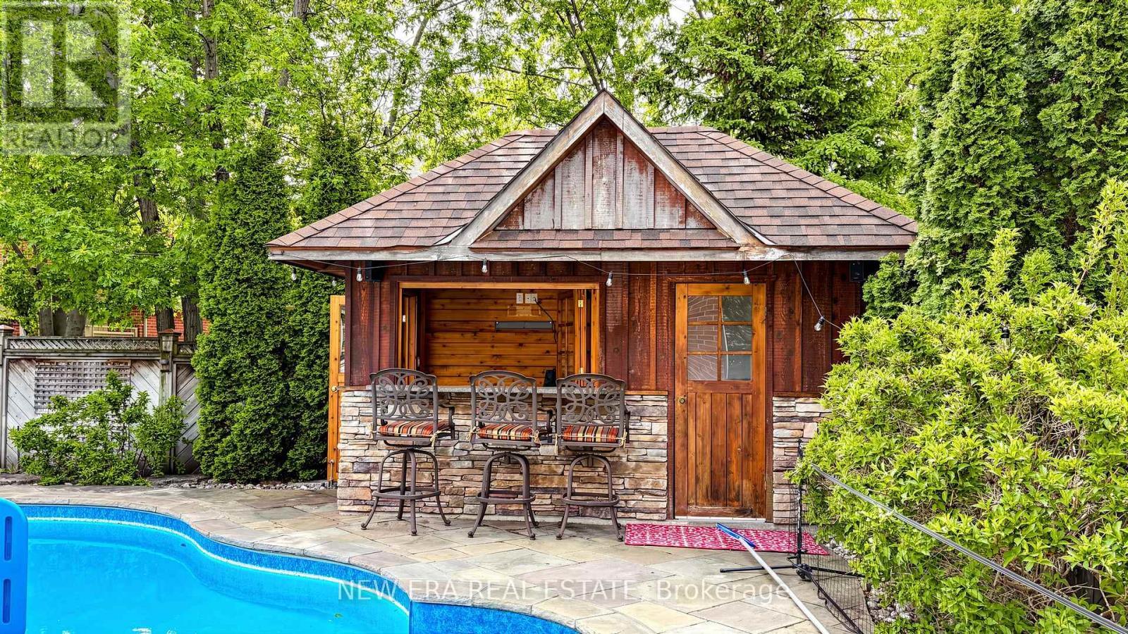 1206 Lindenrock Drive, Oakville, ON - Outdoor With In Ground Pool With Deck Patio Veranda