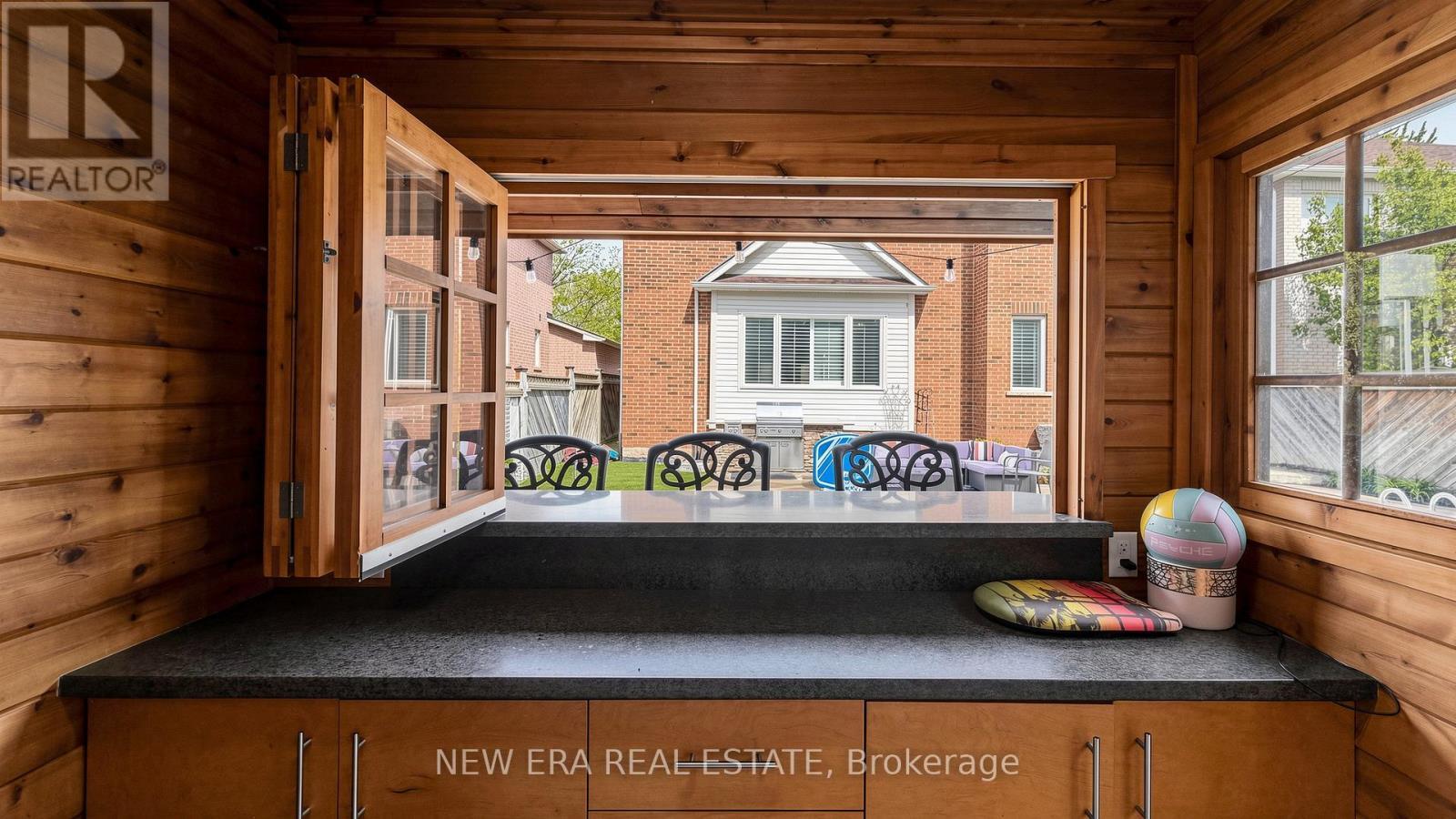 1206 Lindenrock Drive, Oakville, ON - Indoor Photo Showing Other Room