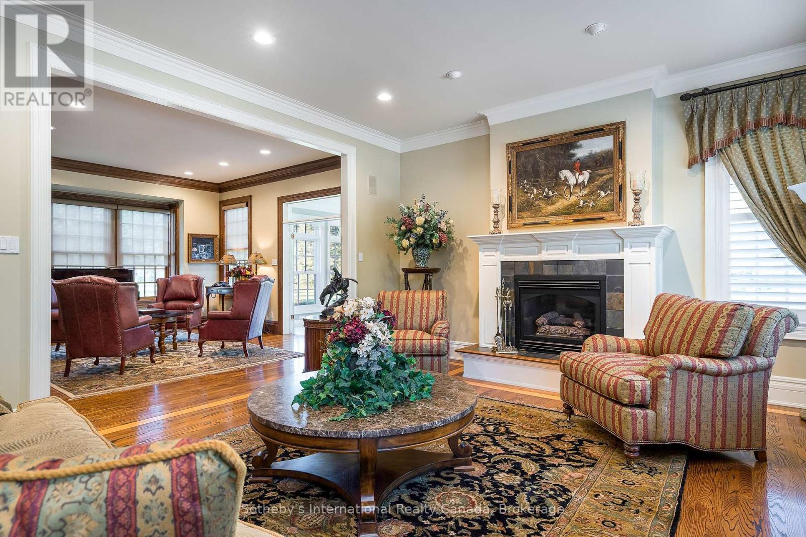 7781 Poplar Side Road, Clearview, ON - Indoor Photo Showing Living Room With Fireplace