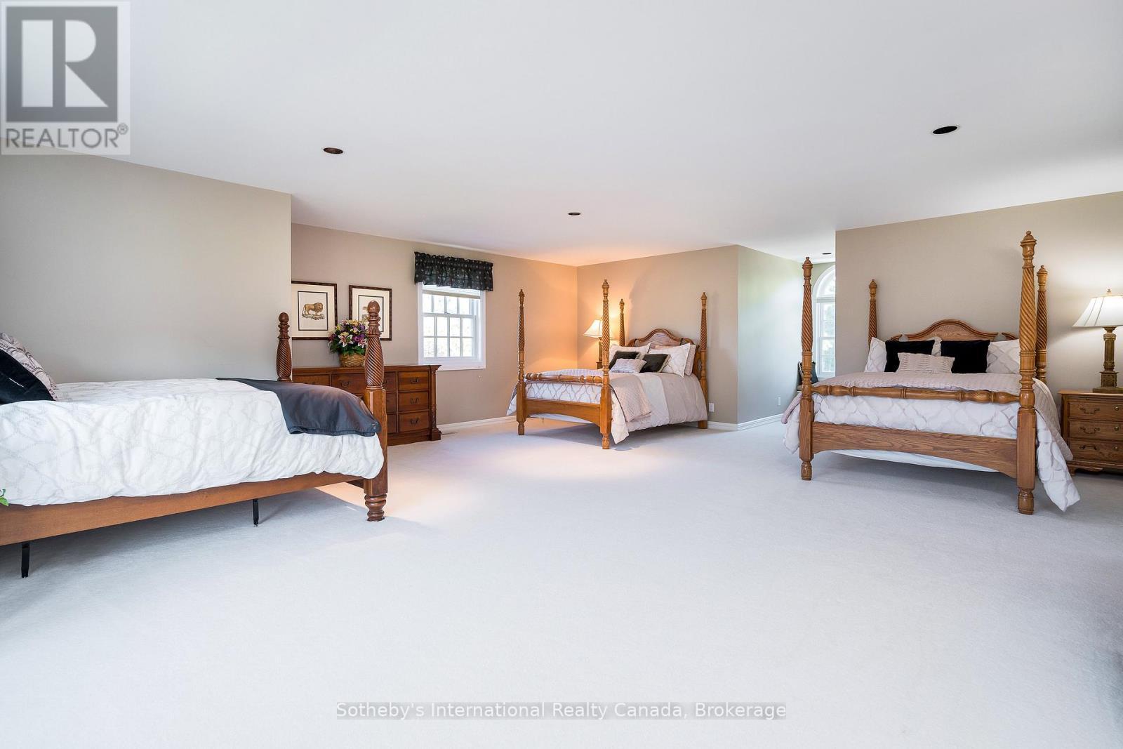 7781 Poplar Side Road, Clearview, ON - Indoor Photo Showing Bedroom