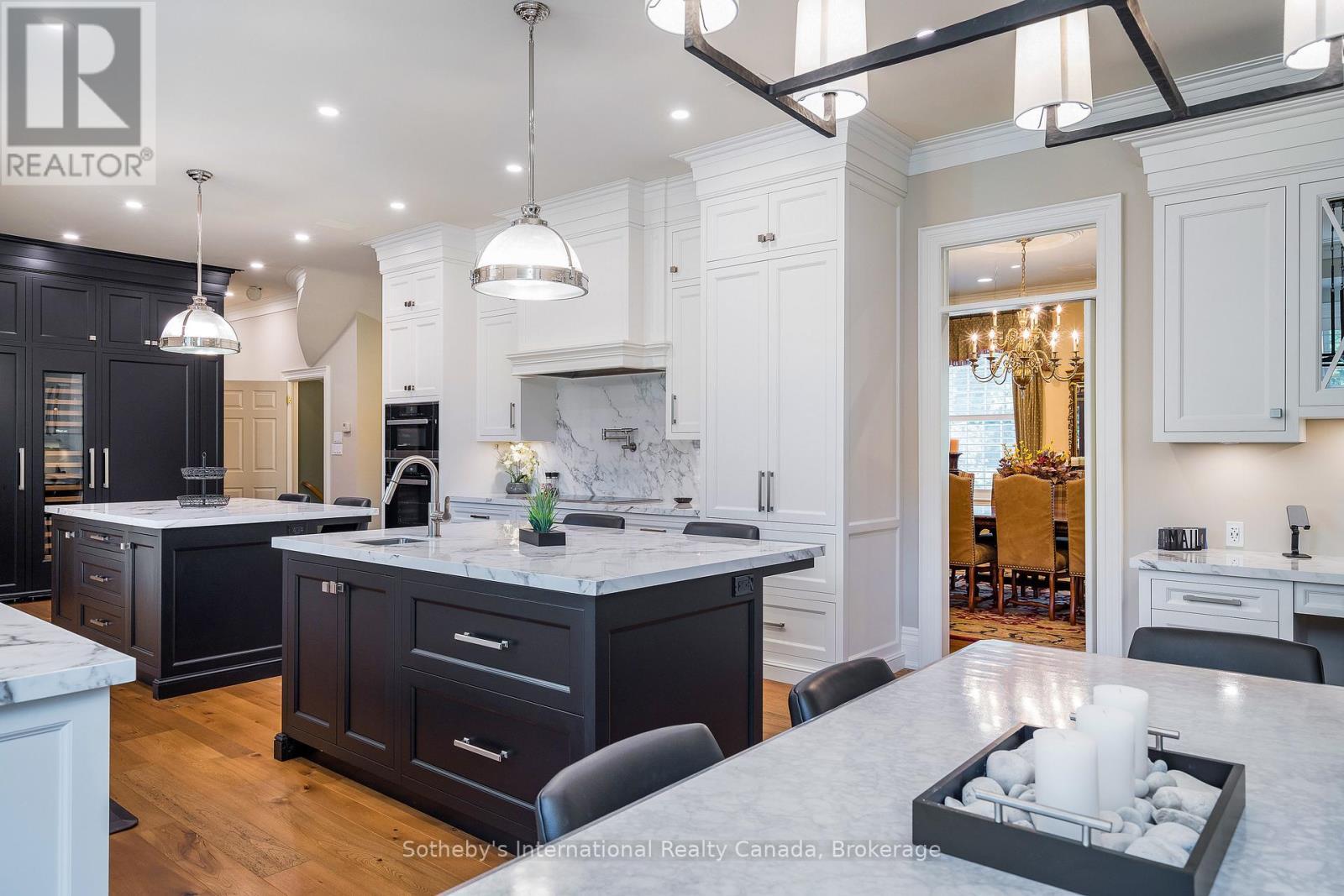 7781 Poplar Side Road, Clearview, ON - Indoor Photo Showing Kitchen With Upgraded Kitchen