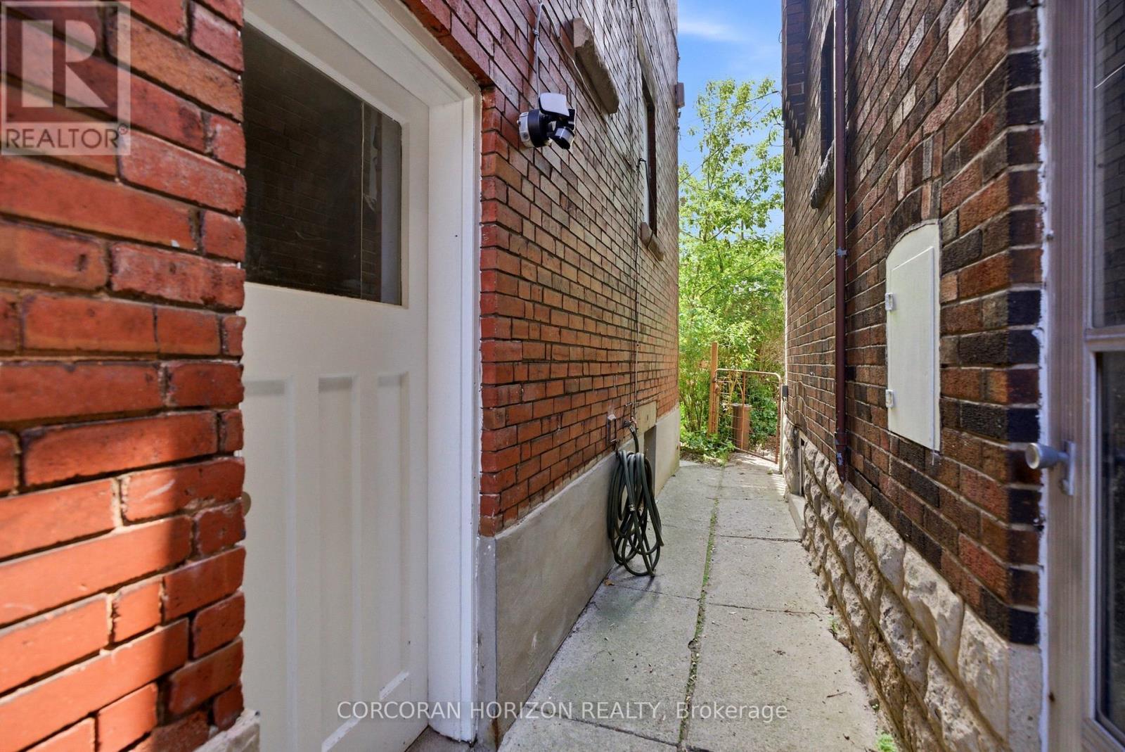 256 Keele Street, Toronto, ON - Outdoor