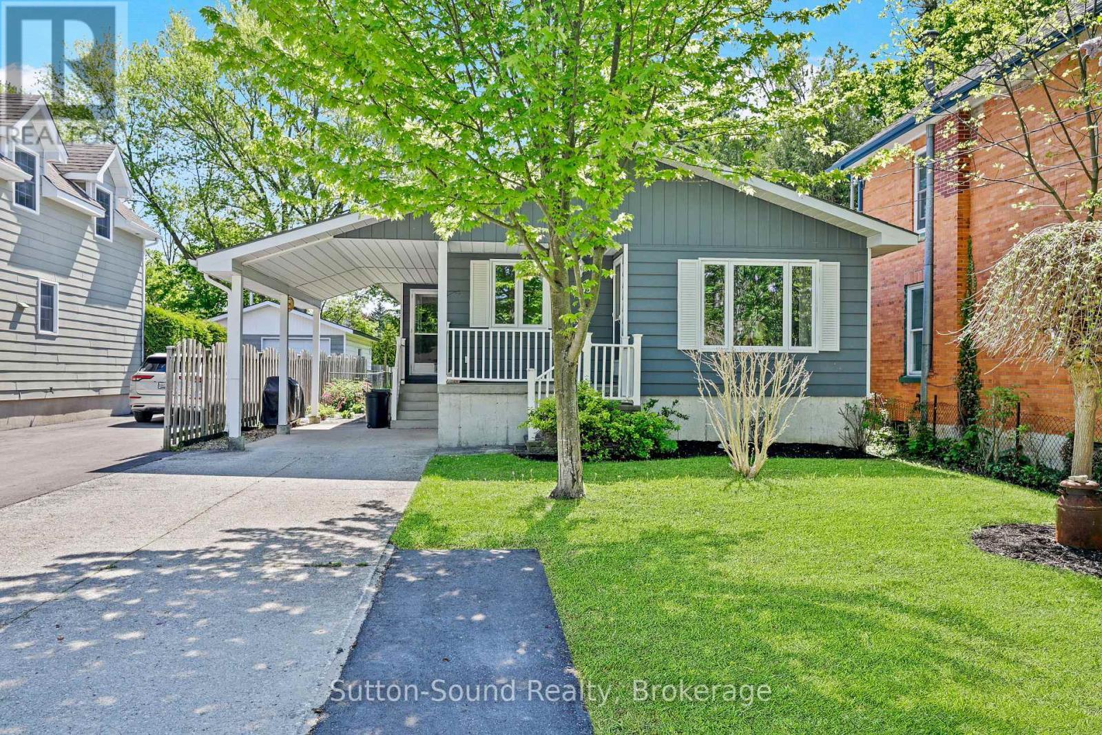 This House says HOME - 1565 7Th Avenue E, Owen Sound, ON
