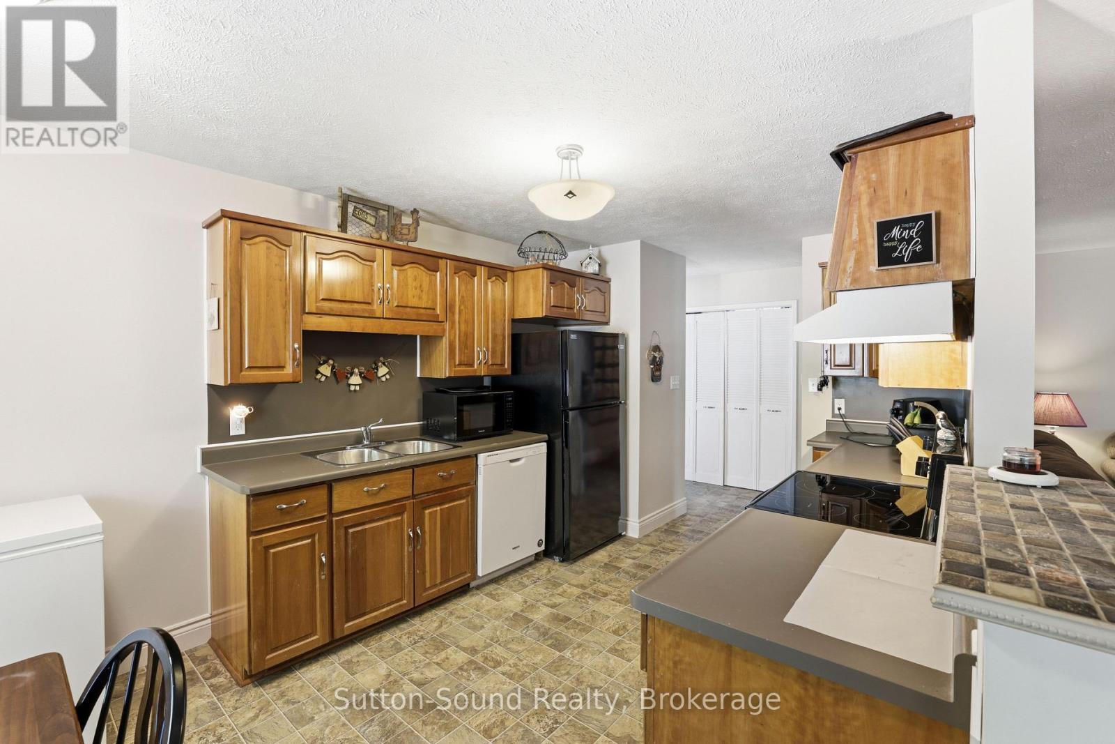 1565 7Th Avenue E, Owen Sound, ON