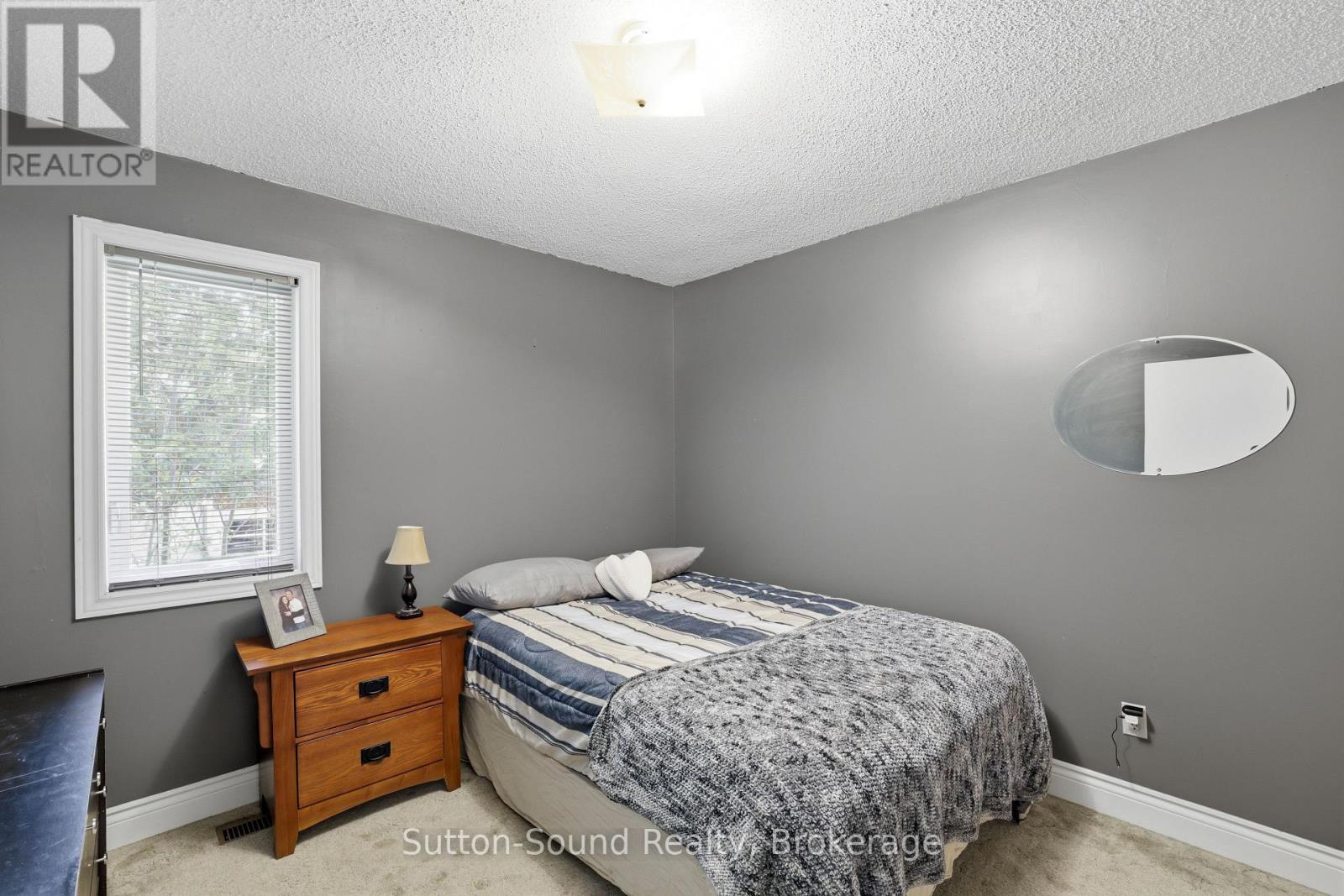 Secondary Main Floor Bedroom - 1565 7Th Avenue E, Owen Sound, ON