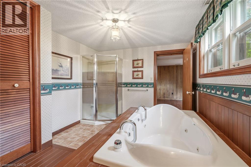 364 Shoreview Road, Burlington, ON - Indoor Photo Showing Bathroom