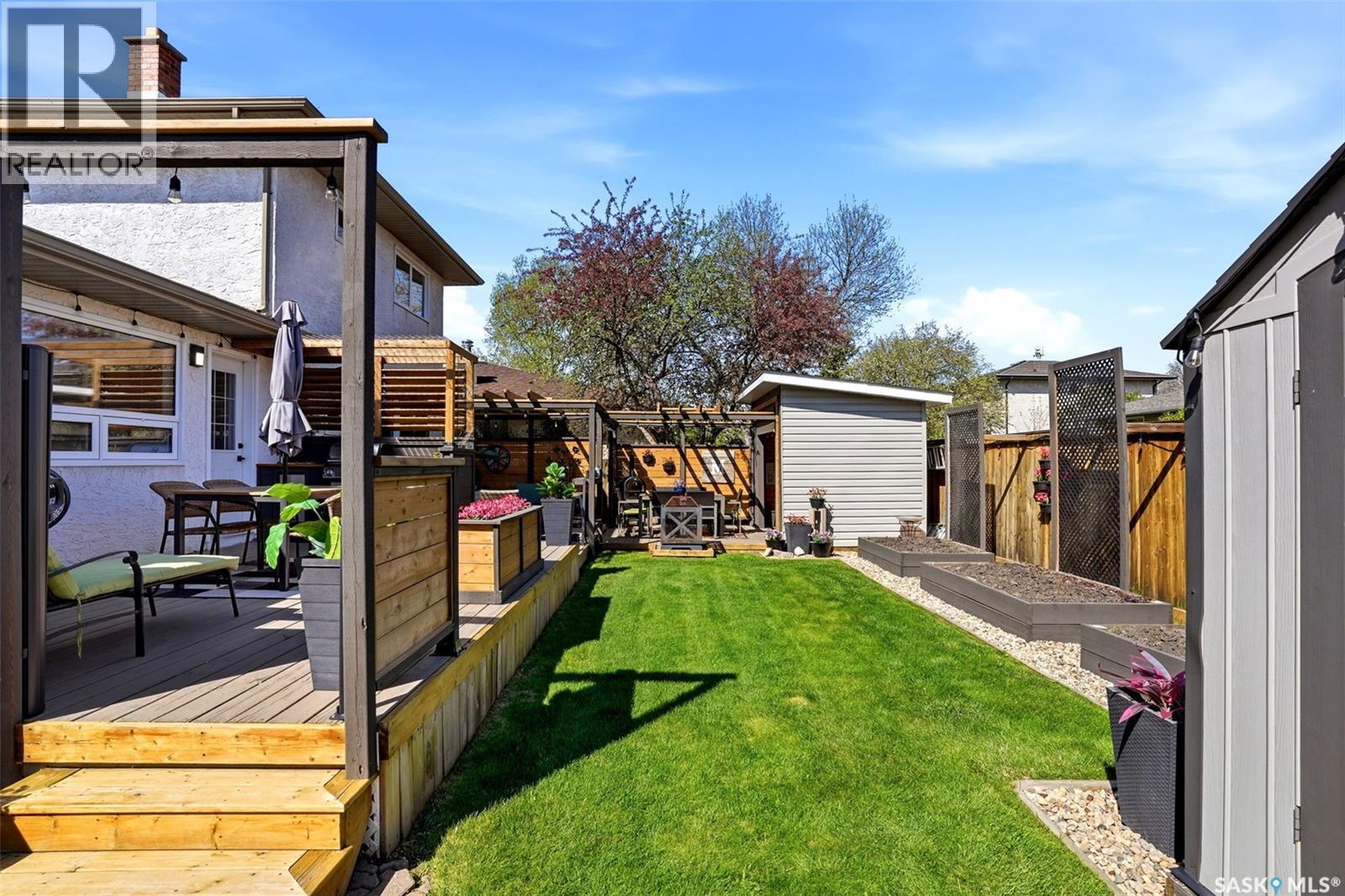 10 Louise Crescent, Regina, SK - Outdoor With Exterior