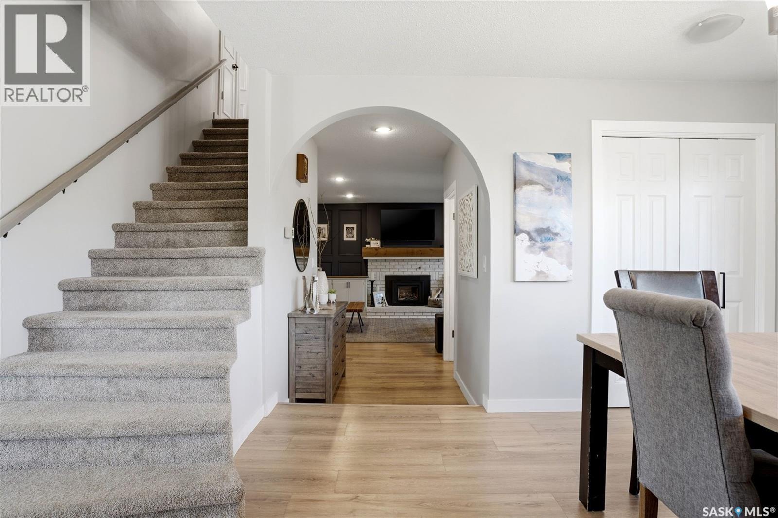10 Louise Crescent, Regina, SK - Indoor Photo Showing Other Room