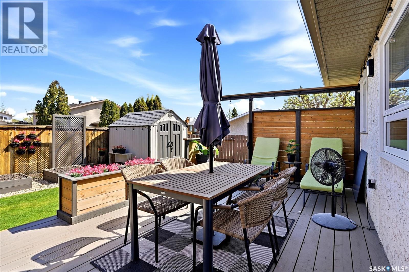 10 Louise Crescent, Regina, SK - Outdoor With Deck Patio Veranda With Exterior
