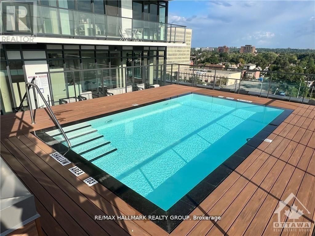 710 - 203 Catherine Street W, Ottawa, ON - Outdoor With In Ground Pool