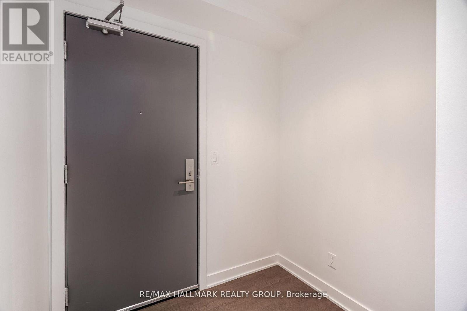 710 - 203 Catherine Street W, Ottawa, ON - Indoor Photo Showing Other Room