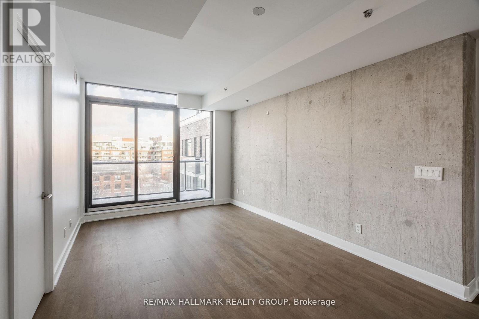 710 - 203 Catherine Street W, Ottawa, ON - Indoor Photo Showing Other Room