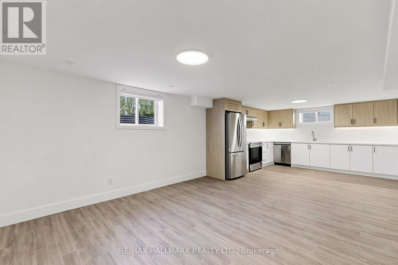 Lower/Bsmt - 655 O'Connor Drive, Toronto, ON - Indoor Photo Showing Kitchen