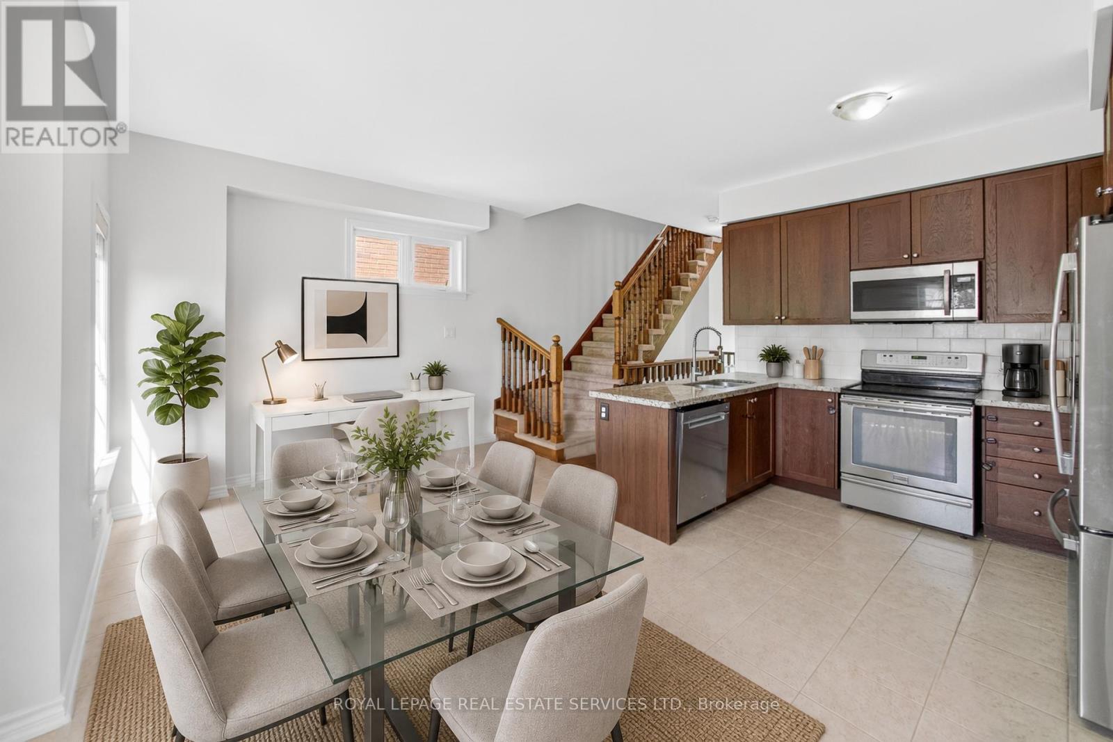 61 Pidgeon Street, Toronto, ON - Indoor Photo Showing Other Room