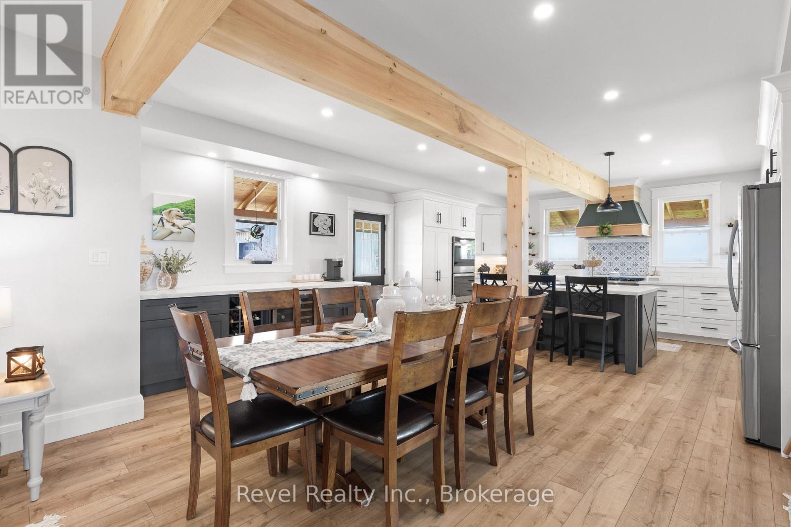 454 Colborne Street W, Kawartha Lakes (Lindsay), ON - Indoor Photo Showing Dining Room