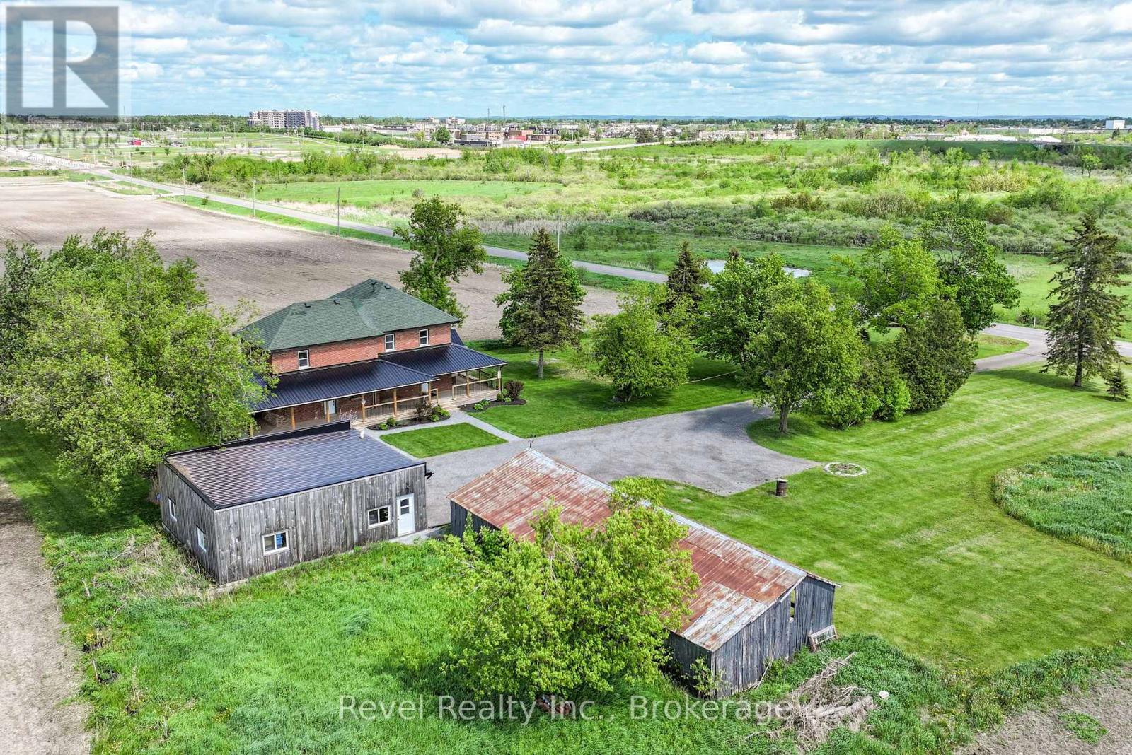 454 Colborne Street W, Kawartha Lakes (Lindsay), ON - Outdoor With View