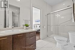Main level bedroom ensuite -