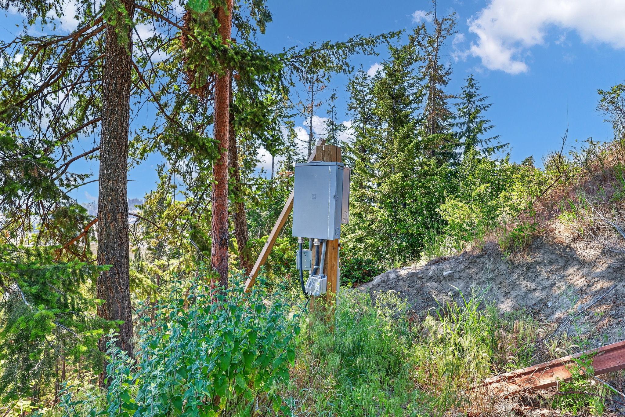1687 Scott Crescent, West Kelowna, BC - Outdoor