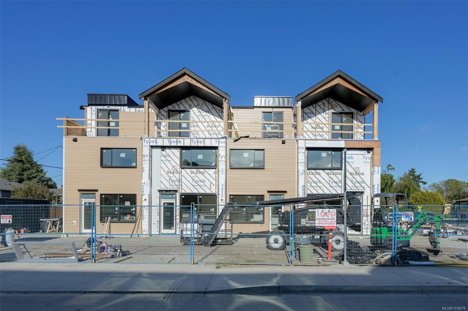 #4-2100 Allenby St, Oak Bay, BC