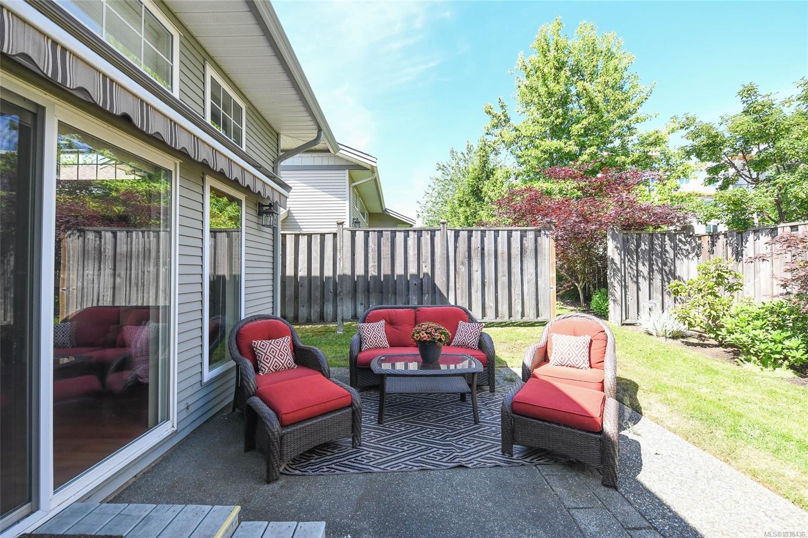 #2-2300 Murrelet Dr, Comox, BC