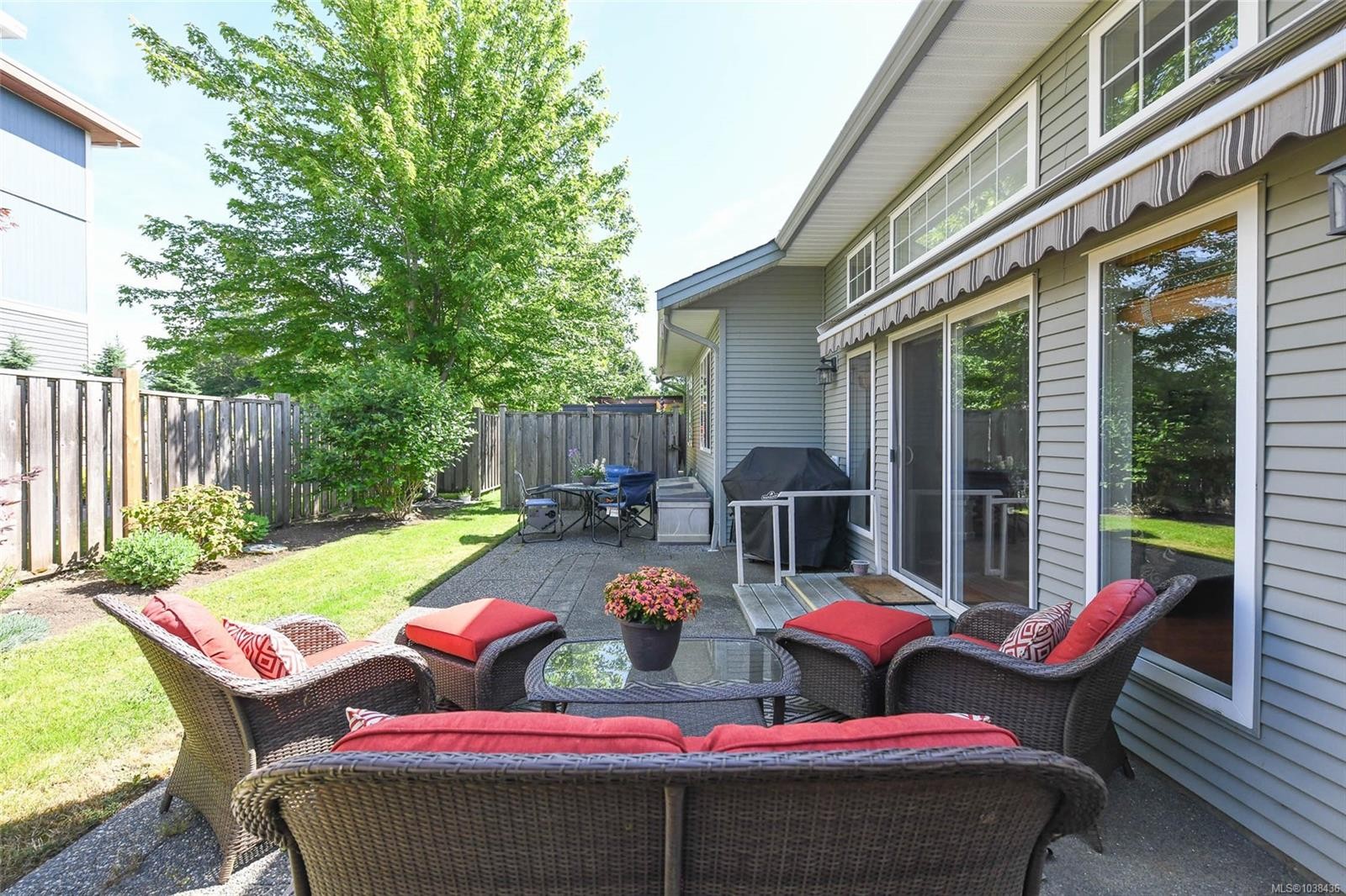 #2-2300 Murrelet Dr, Comox, BC